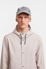 Clothing Stockholm Lightweight Raincoat Light Sand Stutterheim Men 0V8X135 - Image 7