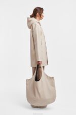 Clothing Stockholm Raincoat Oyster Stutterheim Women 0V8X63 - Image 2