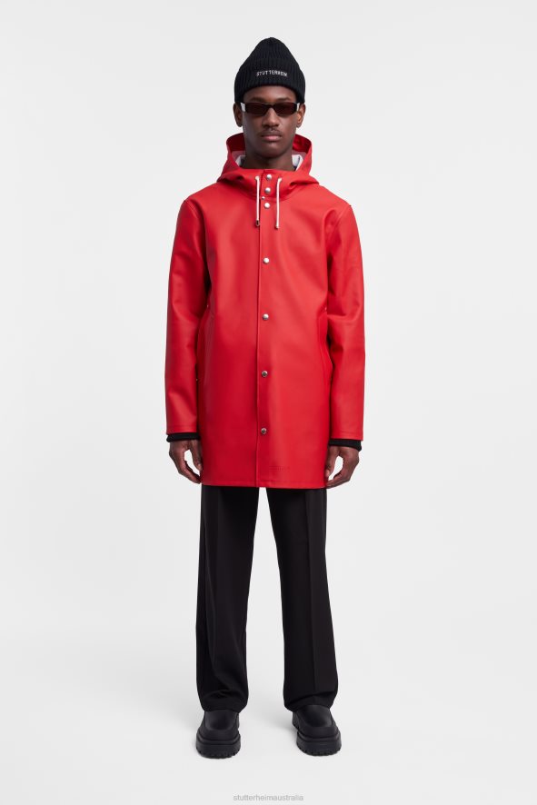 clothing_stockholm_raincoat_red_stutterheim_men_0v8x210.jpg Clothing Stockholm Raincoat Red Stutterheim Men 0V8X210 - Image 1