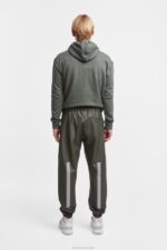 Clothing Vanadis Trousers Green Stutterheim Men 0V8X157 - Image 3